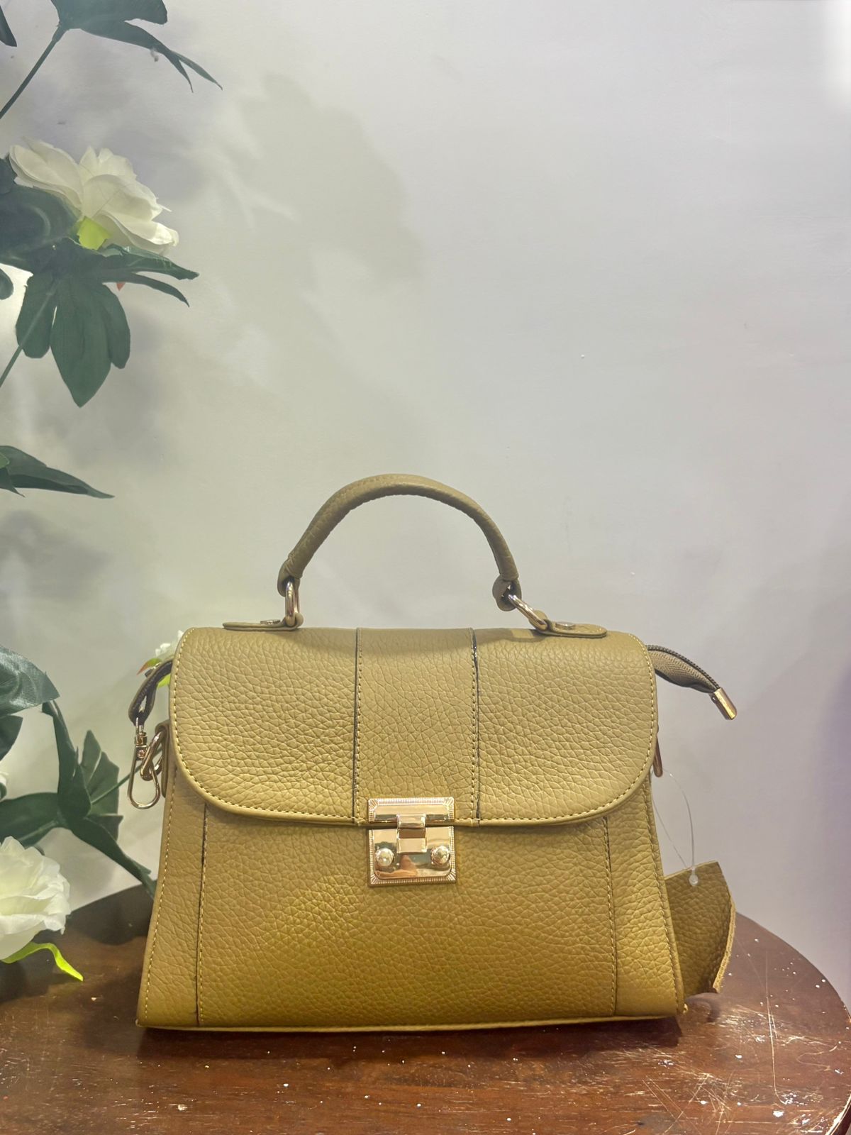 Stravia Noir Élan - Oliva Satchel Bag